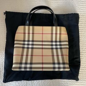 Burberry Vintage Tote 👜